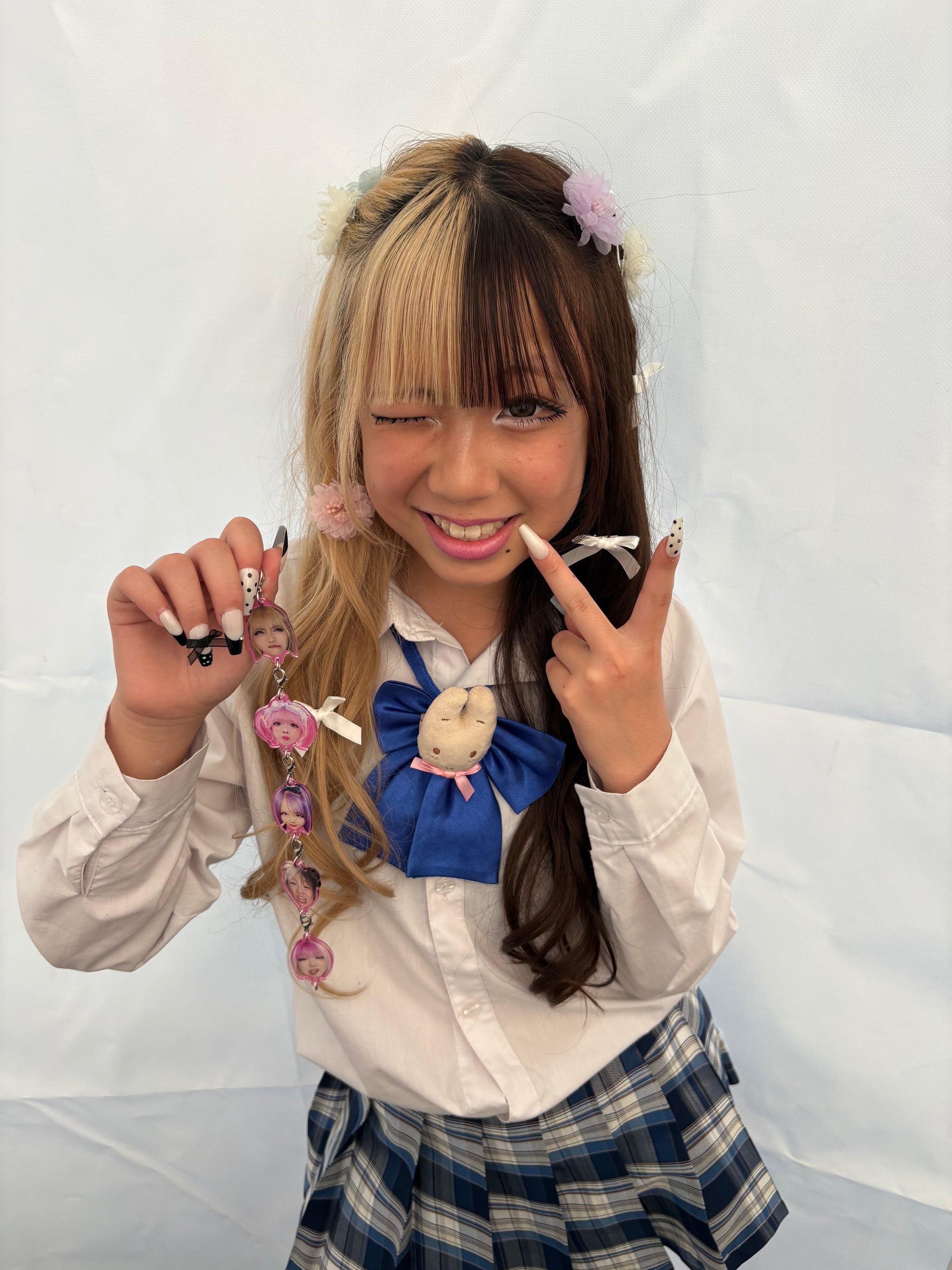 KOGYARUめじるしアクキー（ランダム） – KOGYARU LIVEGOODS OFFICIAL
