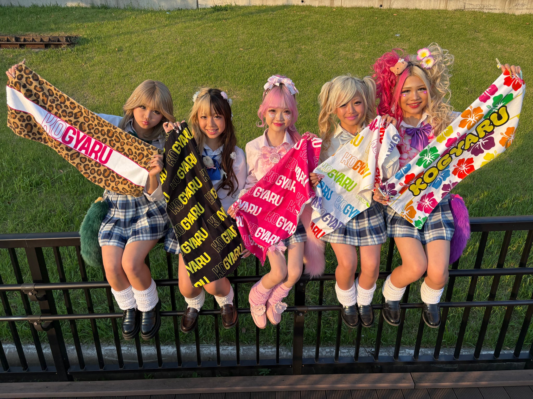 KOGYARU☆ロゴタオル – KOGYARU LIVEGOODS OFFICIAL