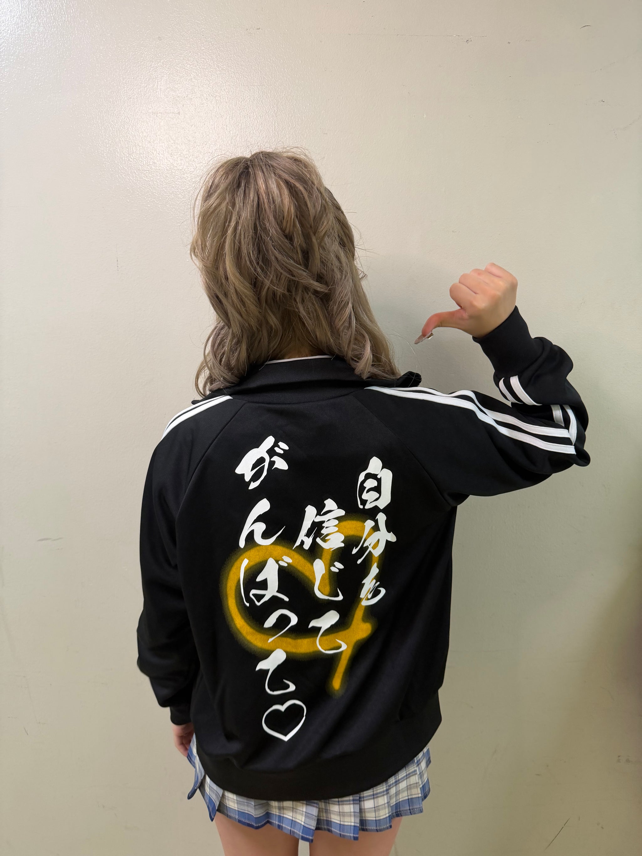 卒メン⭐︎メッセージ入りジャージ – KOGYARU LIVEGOODS OFFICIAL