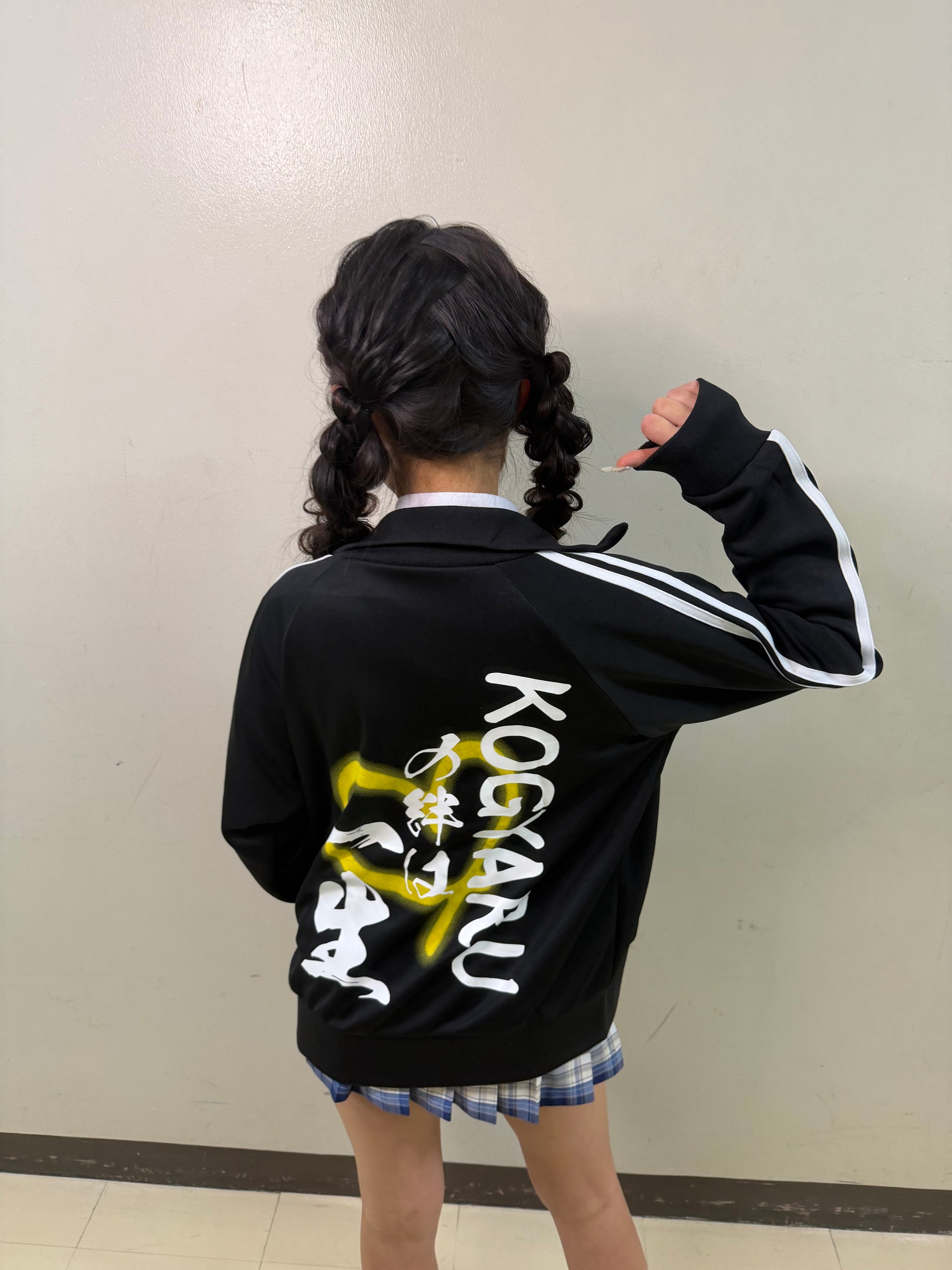 卒メン⭐︎メッセージ入りジャージ – KOGYARU LIVEGOODS OFFICIAL