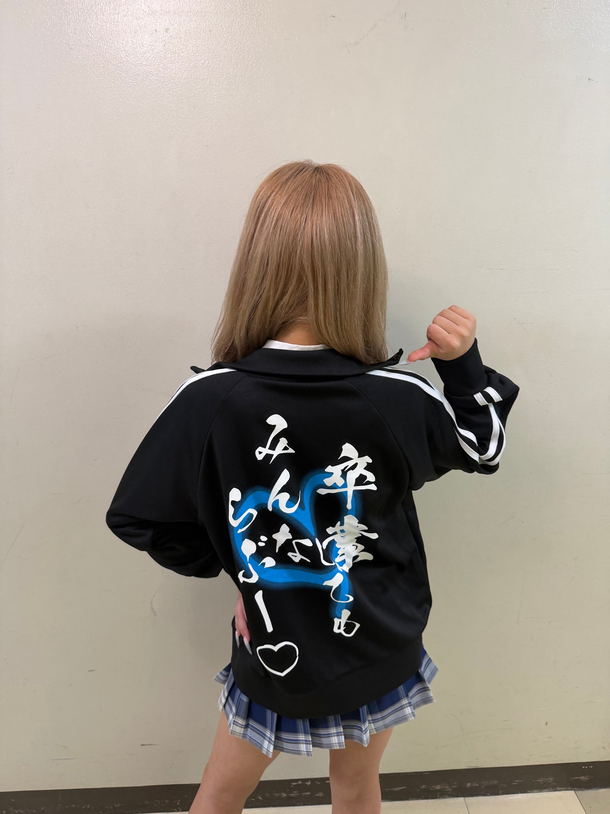 卒メン⭐︎メッセージ入りジャージ – KOGYARU LIVEGOODS OFFICIAL